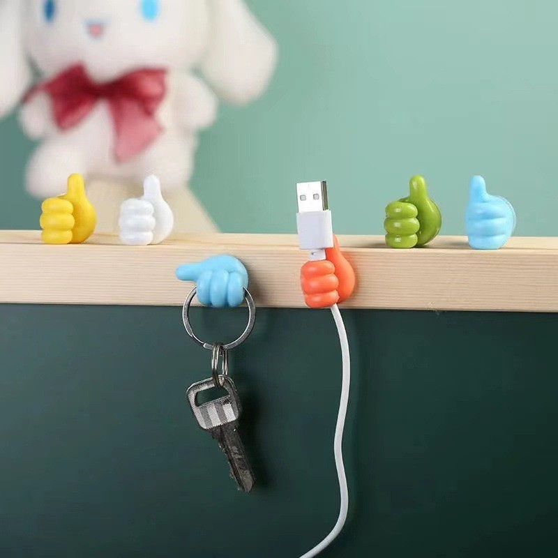 メガネケーブル、電源コード、充電ライン、粘着性ミニフック、車 - Car Cable Organizer のレビューと価格